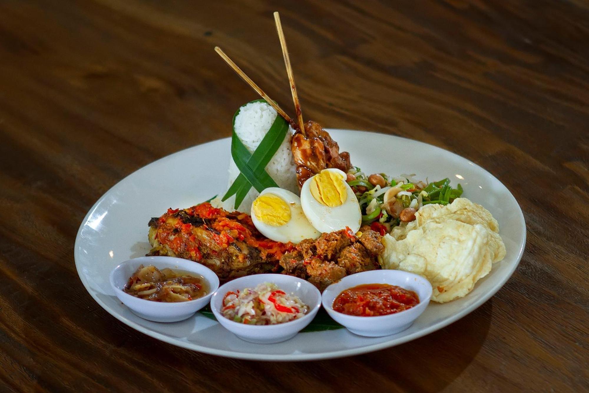 Hotel Primebiz Kuta 3*